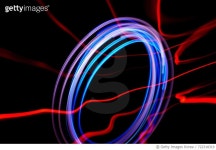722318319 | 게티이미지코리아 | Abstract Light Painting Against Black Background Royalty-Free 이미지