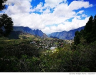 722339073 | 게티이미지코리아 | Scenic View Of Mountains Against Sky Royalty-Free 이미지