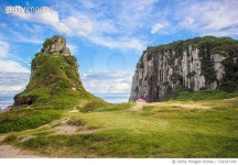 724347345 | 게티이미지코리아 | Scenic View Of Cliff Against Sky Royalty-Free 이미지