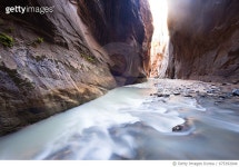 675392044 | 게티이미지코리아 | Narrow canyon Zion National park Royalty-Free 이미지