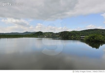 MAAD17000151 | 게티이미지코리아 | 하늘,구름,호수,숲,나무,산,풍경 Rights-Managed 이미지