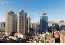 MBRF17006316 | 게티이미지코리아 | 남산에서 바라본 한국은행, 회현동쪽의 도시 풍경 Royalty-Free 이미지