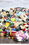 678800332 | 게티이미지코리아 | a mountain of plastic goods at a recycling plant Rights-Managed 이미지