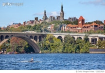 에이브릿지에이 유학카페 | 723513029 | 게티이미지코리아 | Potomac River with Key Bridge above and Georgetown University, Washington DC, USA Royalty-Free...