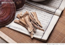 723519183 | 게티이미지코리아 | Chinese medicinal tree bark Royalty-Free 이미지