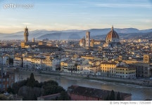 723520895 | 게티이미지코리아 | Italy, Florence, cityscape with Palazzo Vecchio and Basilica di Santa Maria del Fiore at sunset... 