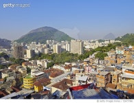 726777981 | 게티이미지코리아 | Brazil, Rio de Janeiro, Cityscape viewed from top of Favela Santa Marta Rights-Managed 이미지
