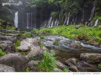 728828447 | 게티이미지코리아 | Scenic View Of Waterfall By River Royalty-Free 이미지