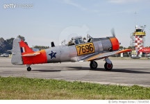 730145565 | 게티이미지코리아 | A T-6 Texan replica in South African Air Force colors. Royalty-Free 이미지