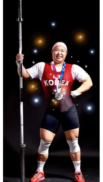 여자 역도 김수현선수에겐 다이아몬드메달을 드렸어요