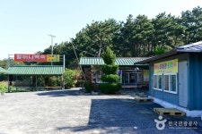 할머니백숙 음식점 정보와 주변 관광 명소 및 근처 맛집 여행 정보