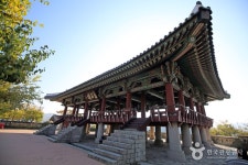 Chokseongnu Pavilion (촉석루) - Sightseeing - Korea travel and tourism information