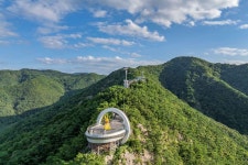 Apsan Cable Car (Apsan Observatory) (앞산 케이블카(앞산 전망대)) - Sightseeing - Korea travel and tourism information
