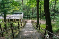 거창 가섭암지 마애여래삼존입상 관광 정보와 주변 관광 명소 및 근처 맛집 여행 정보