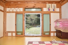 GyeongjuCheonnyeonhanok Pension (경주천년한옥펜션) - Accommodation - Korea travel and tourism information