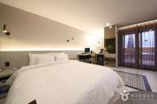 호텔 프렌치코드 숙박 정보와 주변 관광 명소 및 근처 맛집 여행 정보