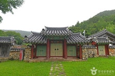 돌산향교 관광 정보와 주변 관광 명소 및 근처 맛집 여행 정보