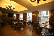 Gyeonggi Tour : Hotel SR (분당 SR (에스알)호텔)