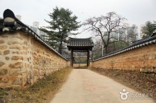 Daejeon Hoedeok Dongchundang Park (대전 회덕 동춘당 공원) - Sightseeing - Korea travel and tourism information