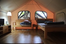 욜로캠프 레저스포츠 정보와 주변 관광 명소 및 근처 맛집 여행 정보