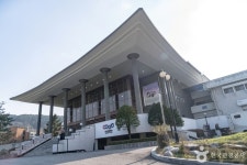 명지대학교 박물관 - 주변 여행 및 근처 관광 명소 - 국내 여행 정보와 관광 명소 정보