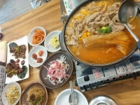 군봉묵은지김치찜 음식점 정보와 주변 관광 명소 및 근처 맛집 여행 정보