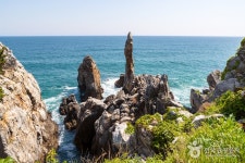 Chuam Chotdaebawi Rock (추암 촛대바위) - Sightseeing - Korea travel and tourism information
