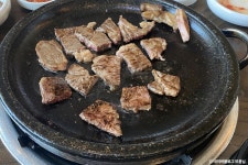 청풍한우 음식점 정보와 주변 관광 명소 및 근처 맛집 여행 정보