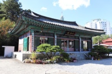 용화사(대전) 관광 정보와 주변 관광 명소 및 근처 맛집 여행 정보