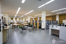 부산광역시립 시민도서관 문화 정보와 주변 관광 명소 및 근처 맛집 여행 정보