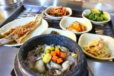 정우굴구이 음식점 정보와 주변 관광 명소 및 근처 맛집 여행 정보