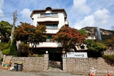 사비성 (동학산장호텔 한식당) 음식점 정보와 주변 관광 명소 및 근처 맛집 여행 정보