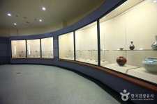聞慶陶磁器展示館（聞慶陶磁器博物館）（문경도자기전시관(문경도자기박물관)） - 文化 - 韓国旅行・観光情報