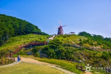 Windy Hill (바람의 언덕) - Sightseeing - Korea travel and tourism information