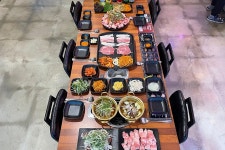 돈돈돈 음식점 정보와 주변 관광 명소 및 근처 맛집 여행 정보