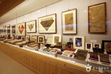 Museum of Oriental Embroidery (동양자수박물관) - Culture - Korea travel and tourism information