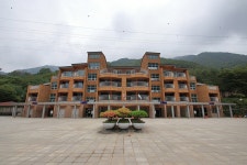 壮霊山自然休養林（장령산자연휴양림） - 宿泊 - 韓国旅行・観光情報