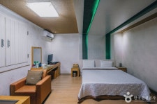 Hotel Film 37.2 (호텔 필림37.2) - Accommodation - Korea travel and tourism information