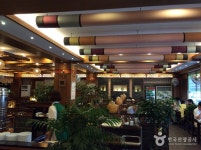 고려조삼계탕(금남점) 음식점 정보와 주변 관광 명소 및 근처 맛집 여행 정보