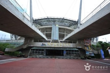 済州ワールドカップ競技場（제주월드컵경기장） - レジャー - 韓国旅行・観光情報