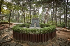Samseongsan Holy Ground (삼성산성지) - Sightseeing - Korea travel and tourism information