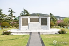 UN Memorial Cemetery (재한유엔기념공원 (UN기념공원)) - Sightseeing - Korea travel and tourism information
