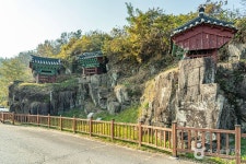 화순능주삼충각 관광 정보와 주변 관광 명소 및 근처 맛집 여행 정보