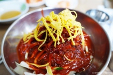 새로운통일냉면 음식점 정보와 주변 관광 명소 및 근처 맛집 여행 정보