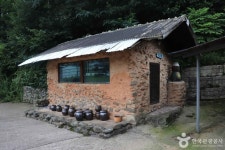 옹기공방 쇼핑 정보와 주변 관광 명소 및 근처 맛집 여행 정보