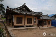 여행 플래너 어스토리