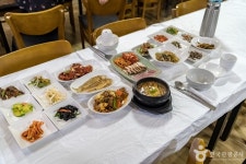 Yeoju Ssalbapjip (여주쌀밥집) - Restaurant - Korea travel and tourism information