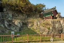 화순능주삼충각 관광 정보와 주변 관광 명소 및 근처 맛집 여행 정보