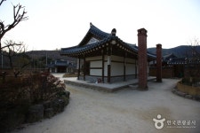 湖岩 李秉喆先生生家（호암 이병철선생 생가） - 観光 - 韓国旅行・観光情報