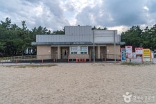 連谷海岸（連谷海水浴場）（연곡해변（연곡해수욕장）） - 観光 - 韓国旅行・観光情報